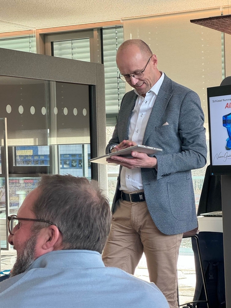 Hartmut Sieck auf einem Key Account Management Netzwerk Treffen (ehemals efkam)